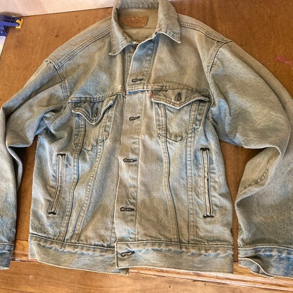 Levi's Jackets & Blazers - Vintage Women's Levis Jean Jacket - Denim